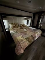 2022 CEDAR CREEK BY FOREST RIVER CHAMPAGNE EDITION FW RV & CAMPERS - 38EL