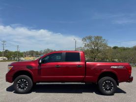 2019 NISSAN TITAN XD CREW CAB PICKUP V8, TURBO DIESEL, 5.0 LITER PRO-4X PICKUP 4D 6 1/2 FT