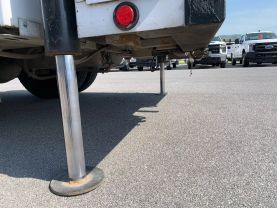 2004 FORD F-650 SUPER DUTY NON CDL MECHANIC CRANE TRUCK 7,500 LBS IMT CRANE MECHANIC CRANE TRUCK 7.2L L6 DIESEL F650 REGULAR CAB - Eddies Auto Sales