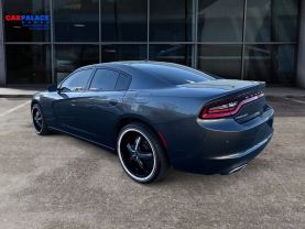 2019 Dodge Charger Sxt Sedan 4d - Image 3