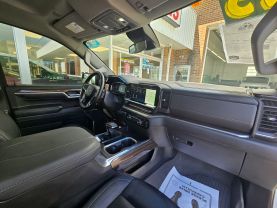 2023 Chevrolet Silverado 1500 Crew Cabrst Pickup 4d 5 3/4 Ft - Image 9