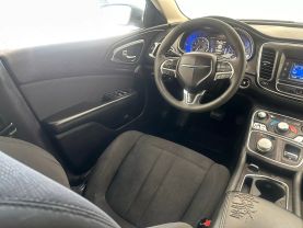 2016 CHRYSLER 200