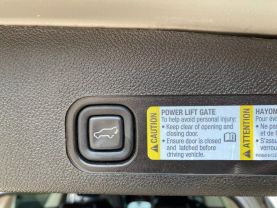 2009 CHEVROLET SUBURBAN 1500 SUV V8, FLEX FUEL, 5.3 LITER LT SPORT UTILITY 4D