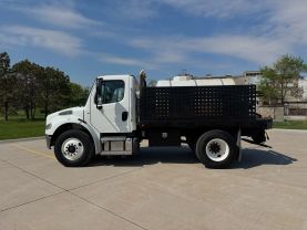 2019 FREIGHTLINER M2 106 CAB CHASSIS CUMMINS ISB 6.7L REGULAR CAB