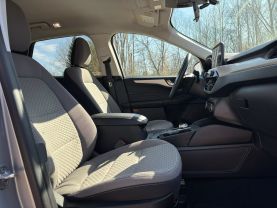 2021 FORD ESCAPE SUV 3-CYL, ECOBOOST, TURBO, 1.5 LITER SE SPORT UTILITY 4D at T&T Repairables - used car dealership in Spencer, Indiana.