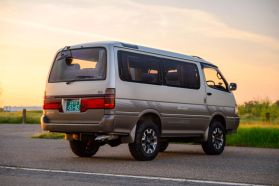 1995 TOYOTA HIACE VAN 1KZ-TE SUPER CUSTOM LIMITED