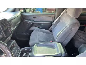 2002 CHEVROLET SILVERADO 2500 HD CREW CAB PICKUP V8, 6.0 LITER LONG BED