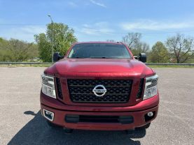 2019 NISSAN TITAN XD CREW CAB PICKUP V8, TURBO DIESEL, 5.0 LITER PRO-4X PICKUP 4D 6 1/2 FT