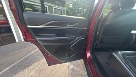 2022 Jeep Grand Cherokee - Image 33
