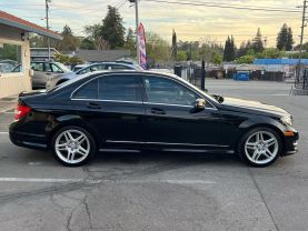 2013 MERCEDES-BENZ C-CLASS