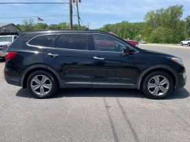 2014 Hyundai Santa Fe - Image 13