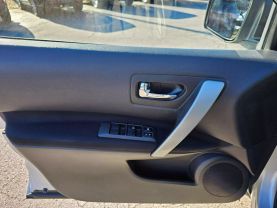 2015 NISSAN ROGUE SELECT