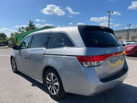 2016 HONDA ODYSSEY VAN V6, I-VTEC, 3.5 LITER TOURING MINIVAN 4D