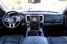2016 RAM 1500 CREW CAB PICKUP V8, HEMI, 5.7 LITER LARAMIE PICKUP 4D 5 1/2 FT