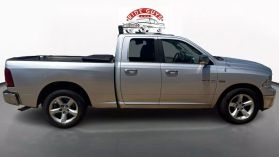 2010 DODGE RAM 1500 QUAD CAB PICKUP V8, HEMI, 5.7 LITER ST PICKUP 4D 6 1/3 FT