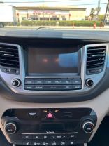 2017 HYUNDAI TUCSON SUV 4-CYL, 2.0 LITER SE PLUS SPORT UTILITY 4D