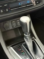 2018 TOYOTA COROLLA XLE SEDAN 4D