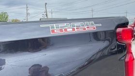 2023 CHEVROLET SILVERADO 1500 CREW CAB
