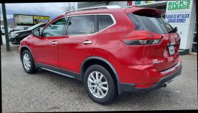 2017 Nissan Rogue S Sport Utility 4d - Image 3