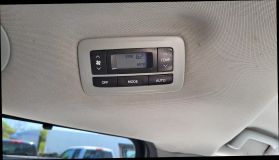 2015 Toyota Sienna Le Minivan 4d - Image 20