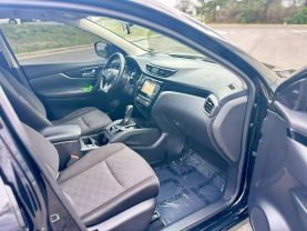 2017 NISSAN ROGUE SPORT SUV 4-CYL, 2.0 LITER SV SPORT UTILITY 4D
