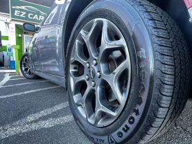 2018 CHRYSLER 300 SEDAN V6, 3.6 LITER 300S SEDAN 4D
