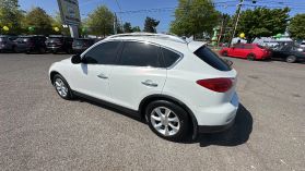 2010 INFINITI EX