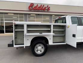 2017 FORD F250 SUPER DUTY SUPER CAB 8FT KNAPHEIDE SERVICE BED TRUCK SERVICE/UTILITY TRUCKS V8, FLEX FUEL, 6.2 LITER XL PICKUP 4D 6 3/4 FT - Eddies Auto Sales
