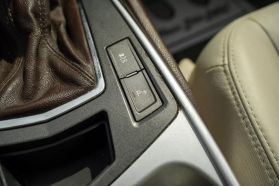 2011 CADILLAC SRX SUV V6, 3.0 LITER SPORT UTILITY 4D