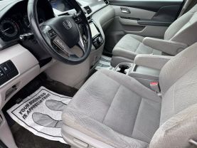 2016 HONDA ODYSSEY VAN V6, I-VTEC, 3.5 LITER SE MINIVAN 4D