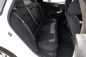 2020 Chevrolet Malibu - Image 38