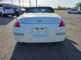 2009 NISSAN 350Z