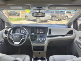 2017 TOYOTA SIENNA PASSENGER V6, 3.5 LITER XLE PREMIUM MINIVAN 4D