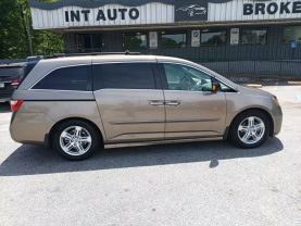 2011 HONDA ODYSSEY VAN V6, VTEC, 3.5 LITER TOURING MINIVAN 4D