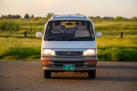 1995 TOYOTA HIACE VAN 1KZ-TE SUPER CUSTOM LIMITED