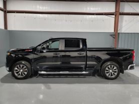 2020 Chevrolet Silverado 1500 Crew Cab - - Image 6