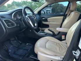 2012 CHRYSLER 200
