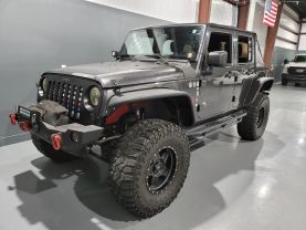 2017 Jeep Wrangler Unlimited - - Image 7