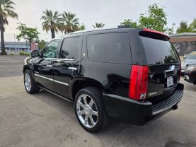 2011 CADILLAC ESCALADE SUV V8, HYBRID, 6.0 LITER HYBRID SPORT UTILITY 4D