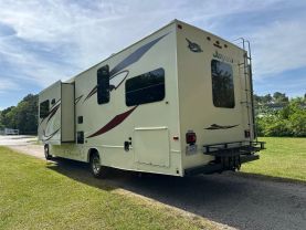 Used 2016 JAYCO REDHAWK CLASS C - 31XL - LA Auto Star located in Virginia Beach, VA