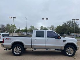 2010 FORD F250 SUPER DUTY CREW CAB PICKUP V8, TURBO DSL 6.4L LARIAT PICKUP 4D 6 3/4 FT