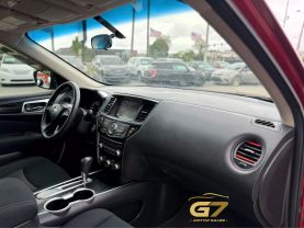 2017 Nissan Pathfinder - Image 11