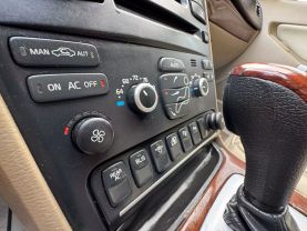 2013 VOLVO XC90 SUV 6-CYL, 3.2 LITER 3.2 PLATINUM SPORT UTILITY 4D