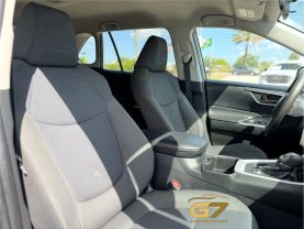2022 Toyota Rav4 - Image 10