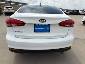 2018 KIA FORTE SEDAN 4-CYL, 2.0 LITER LX SEDAN 4D