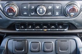 2018 CHEVROLET SILVERADO 1500 CREW CAB PICKUP V8, ECOTEC3, 6.2 LITER Z71 LTZ PICKUP 4D 6 1/2 FT
