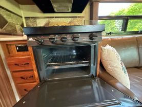 Used 2016 JAYCO REDHAWK CLASS C - 31XL - LA Auto Star located in Virginia Beach, VA