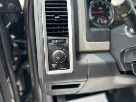 2011 RAM 1500 CREW CAB PICKUP V8, HEMI, 5.7 LITER SLT PICKUP 4D 5 1/2 FT