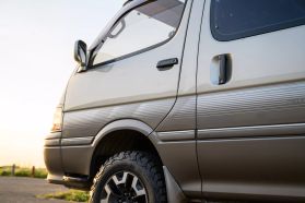 1995 TOYOTA HIACE VAN 1KZ-TE SUPER CUSTOM LIMITED