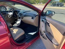 2013 Hyundai Elantra - Image 40